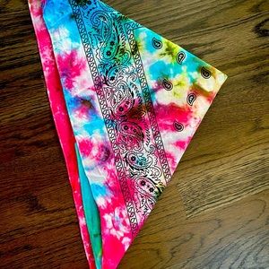 Beautiful bright tie-dyed bandannas.